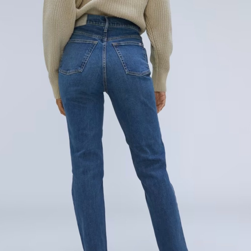 Everlane - The Original Cheeky Cropped Jean in washed midnight